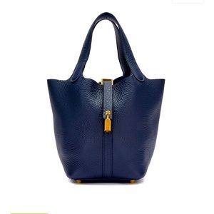 Hermès Bleu Nuit Clemence Picotin 18 Gold Hardware,